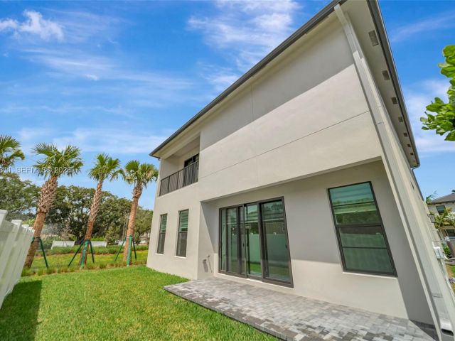 Дом в аренду по адресу 1454 SW 23rd St - фото 7482962