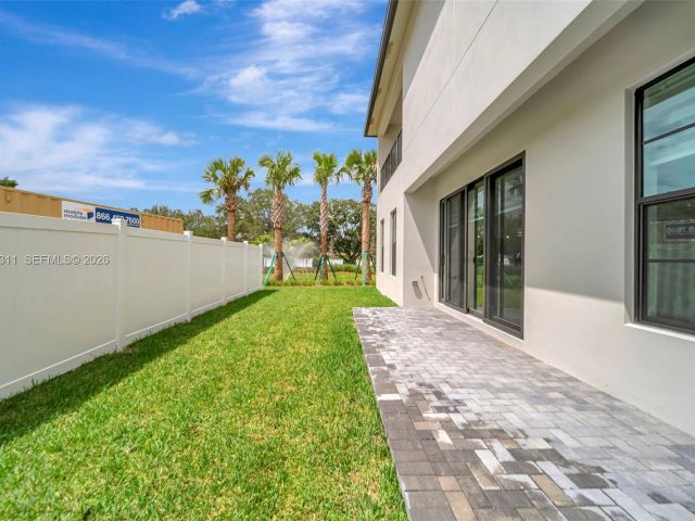 Дом в аренду по адресу 1454 SW 23rd St - фото 7482963