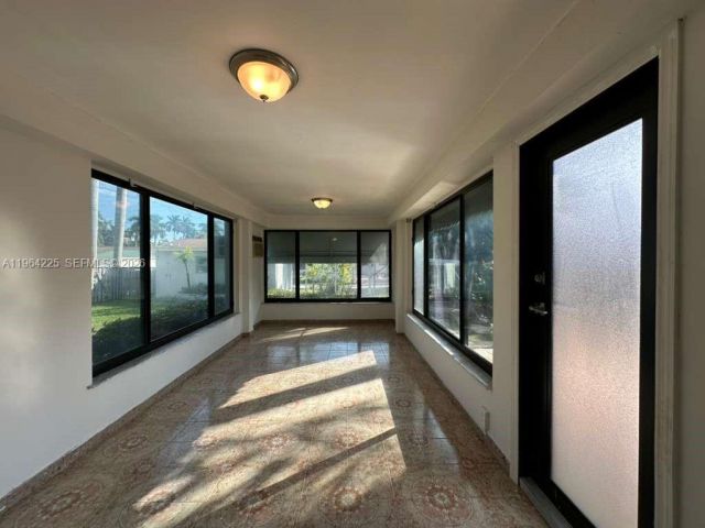 Дом в аренду по адресу 926 Polk St - фото 7473684