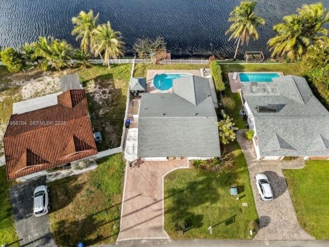 Продажа дома по адресу 3371 NW 67th St - фото 7481644