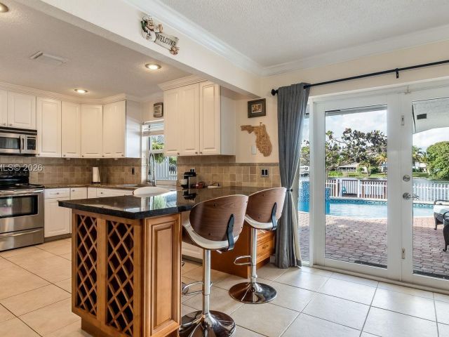 Продажа дома по адресу 3371 NW 67th St - фото 7481656