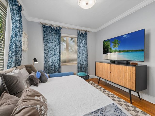 Продажа дома по адресу 4500 Sheridan Ave - фото 7467890