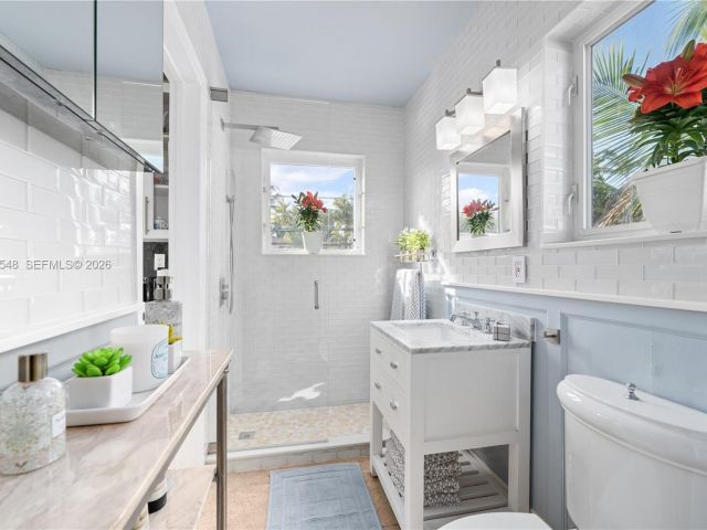 Продажа дома по адресу 4500 Sheridan Ave - фото 7467894