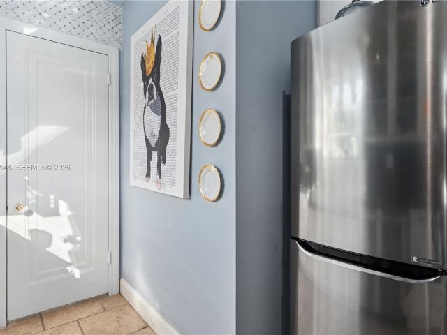 Продажа дома по адресу 4500 Sheridan Ave - фото 7467896