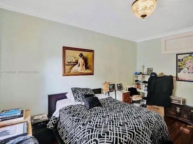 Продажа дома по адресу 1107 Alhambra Cir - фото 7471523