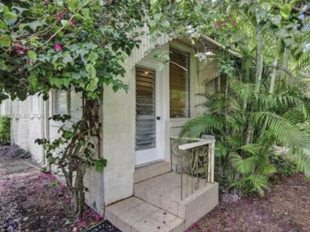 Продажа дома по адресу 1107 Alhambra Cir - фото 7471525