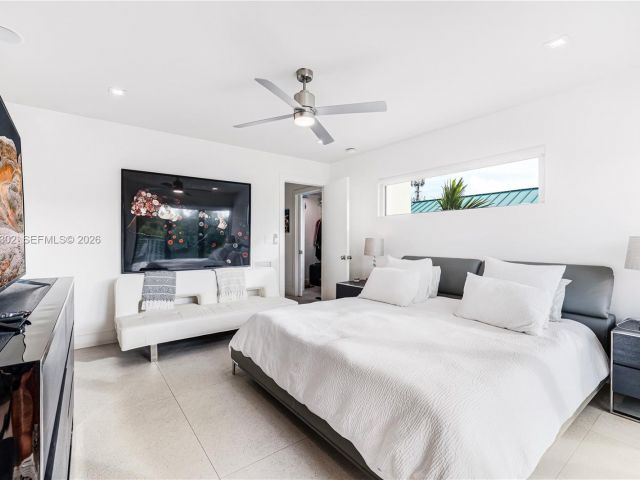 Дом в аренду по адресу 640 Fernwood Rd - фото 7439396