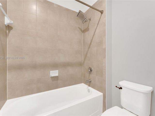 Дом в аренду по адресу 3401 SE 5th St 3401 - фото 7432724