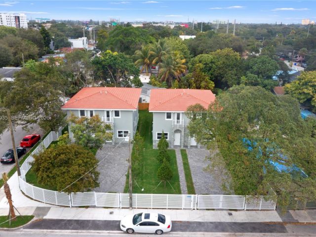 Продажа дома по адресу 529 NW 56th St - фото 7432979