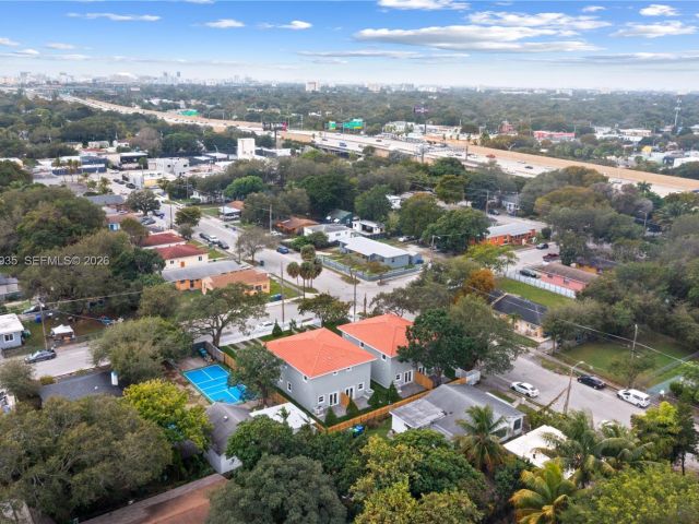 Продажа дома по адресу 529 NW 56th St - фото 7432984