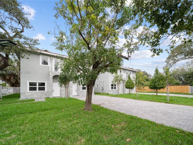 Продажа дома по адресу 529 NW 56th St - фото 7433001