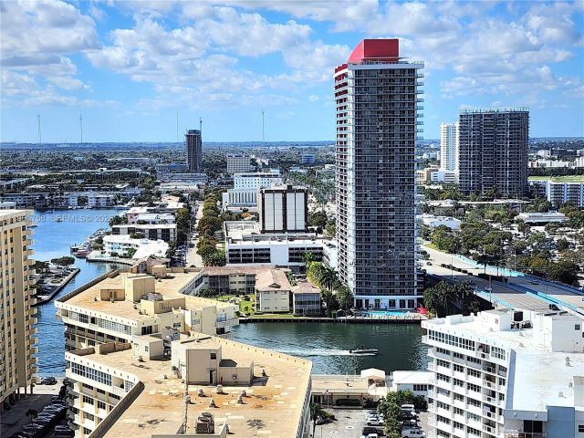 Продажа квартиры #2406 - фото 7500464