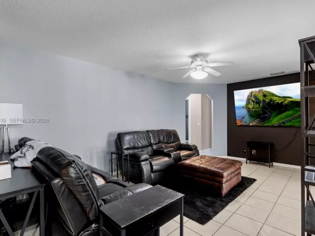 Продажа дома по адресу 12860 Sunset Blvd - фото 7451149