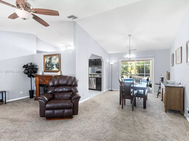 Продажа дома по адресу 12860 Sunset Blvd - фото 7451142