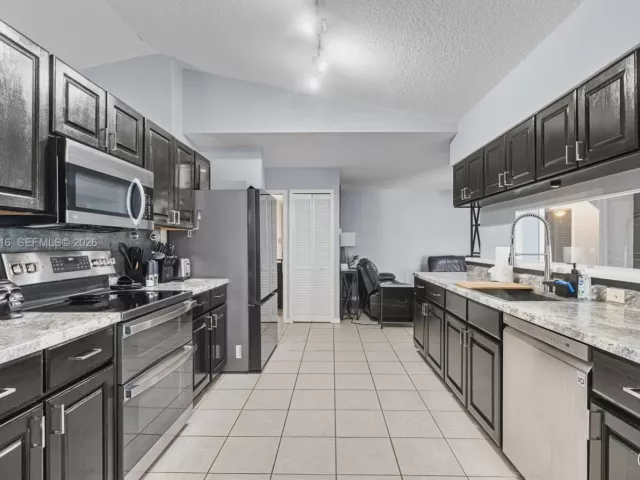 Продажа дома по адресу 12860 Sunset Blvd - фото 7451146