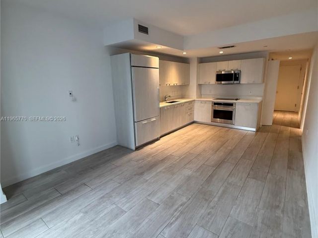 Квартира в аренду номер1004 - фото 7508234