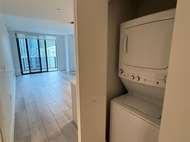 Квартира в аренду номер1004 - фото 7508236