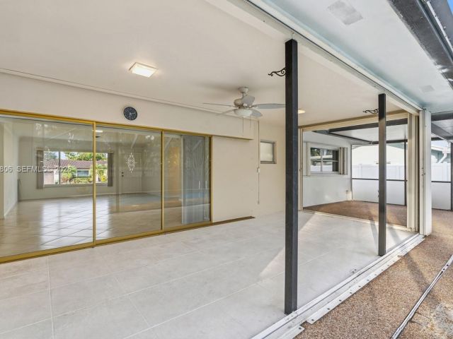 Дом в аренду по адресу 1260 SW 8th St - фото 7444784