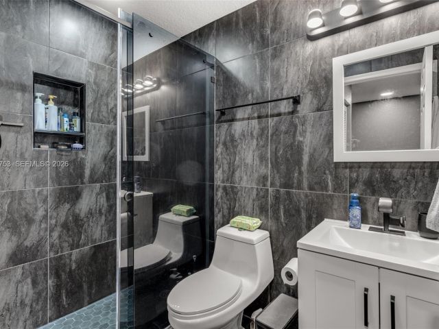 Продажа дома по адресу 5791 NW 116th Ave 112 - фото 7510803