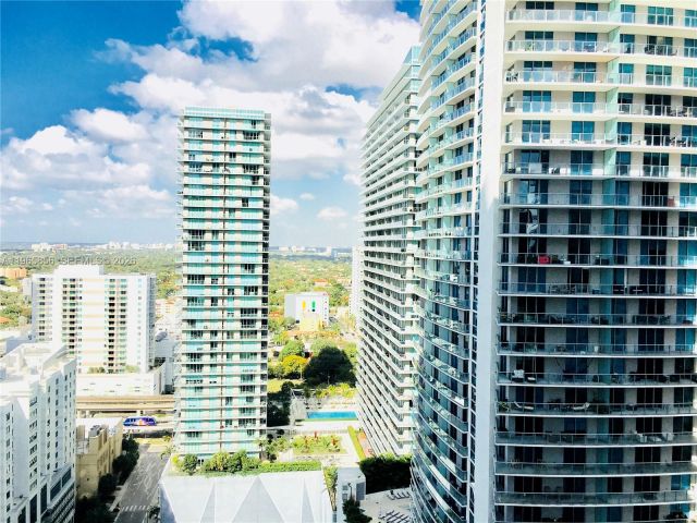 Продажа квартиры #2607 - фото 7436147