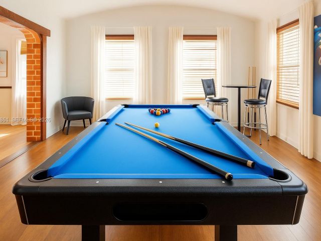 Продажа дома по адресу 1545 NW 8th Ter - фото 7445468