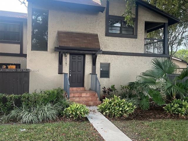 Дом в аренду по адресу 2191 Bayberry Dr 2191 - фото 7453891