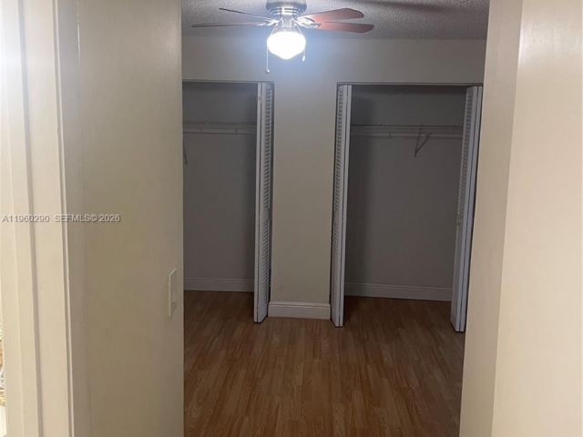 Дом в аренду по адресу 2191 Bayberry Dr 2191 - фото 7453905