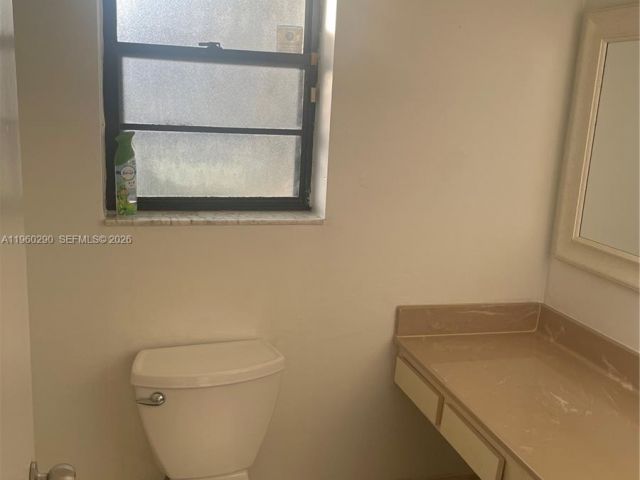 Дом в аренду по адресу 2191 Bayberry Dr 2191 - фото 7453914