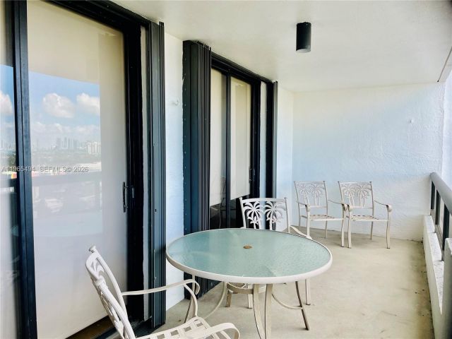 Квартира в аренду номер2006 - фото 7438035