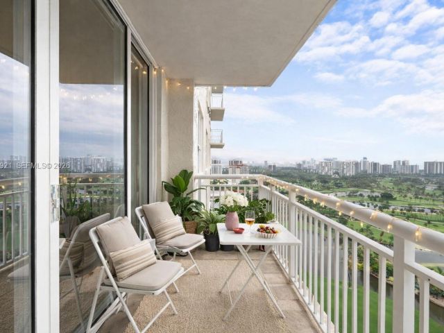 Продажа квартиры #2415 - фото 7435935