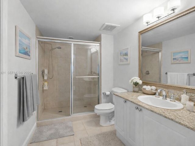 Продажа квартиры #2415 - фото 7435945