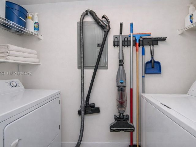 Продажа квартиры #2415 - фото 7435946