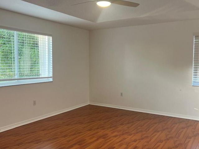 Продажа дома по адресу 14600 SW 156th Ave - фото 7434620