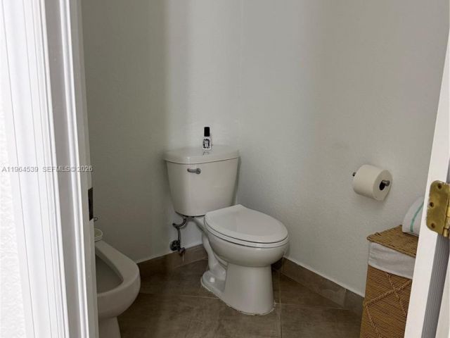 Дом в аренду по адресу 27669 SW 154th Ave - фото 7435400