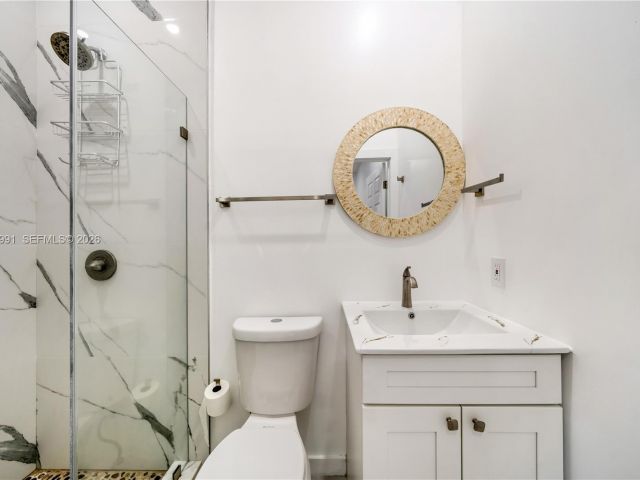 Дом в аренду по адресу 1205 SE 7th Ct 0 - фото 7435802