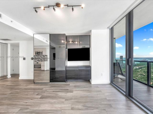 Продажа квартиры #4807 - фото 7436052