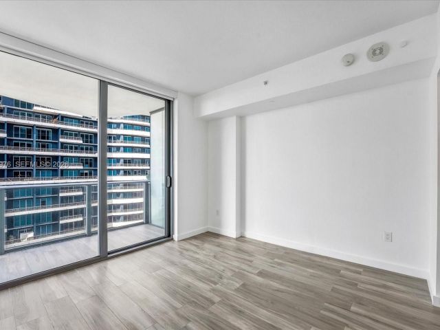 Продажа квартиры #4807 - фото 7436063