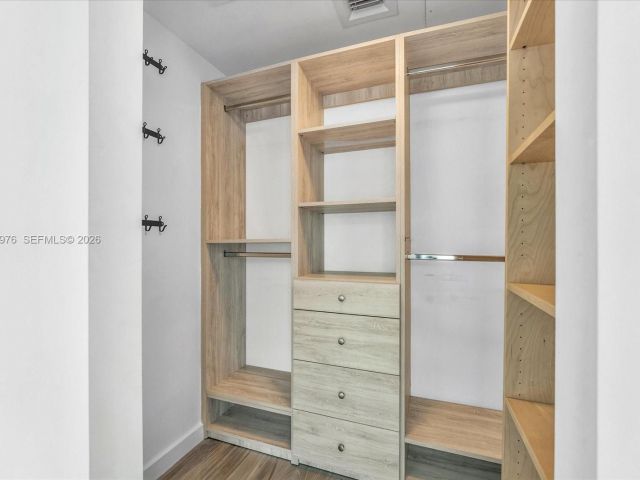 Продажа квартиры #4807 - фото 7436065