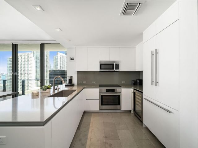 Продажа квартиры #1201 - фото 7527289