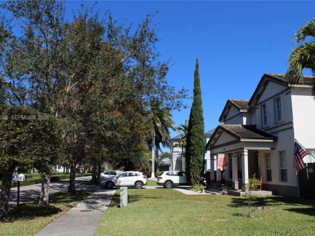 Продажа дома по адресу 20135 SW 129th Ave - фото 7439809