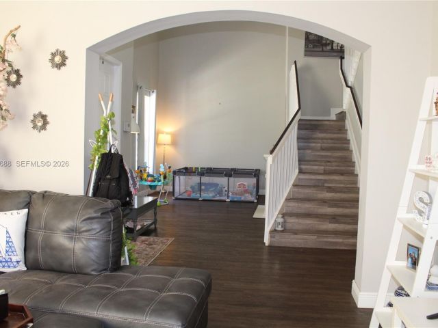 Продажа дома по адресу 20135 SW 129th Ave - фото 7439813