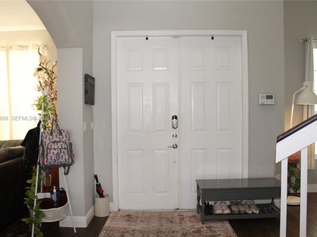 Продажа дома по адресу 20135 SW 129th Ave - фото 7439814