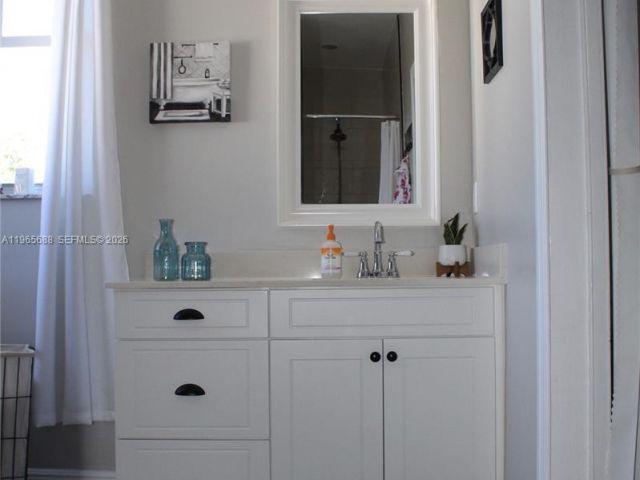 Продажа дома по адресу 20135 SW 129th Ave - фото 7439826