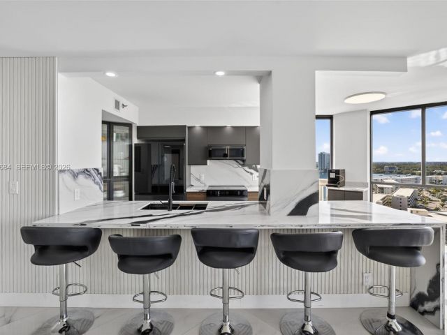 Продажа квартиры #1710 - фото 7487504