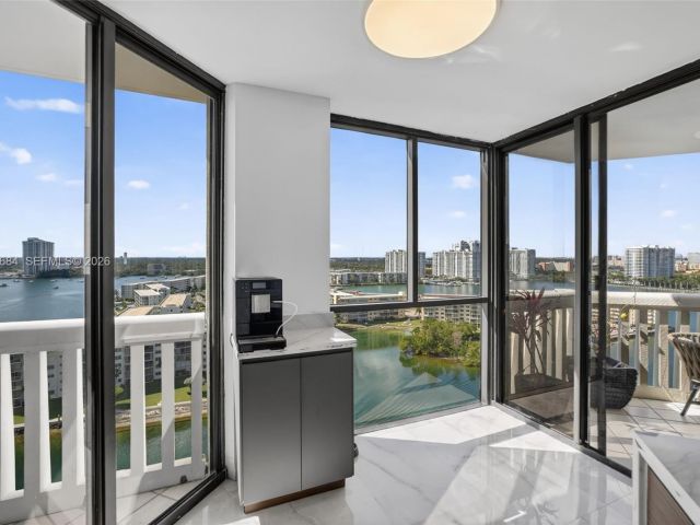 Продажа квартиры #1710 - фото 7487513