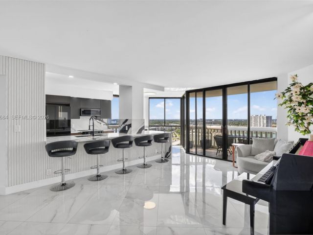 Продажа квартиры #1710 - фото 7487514