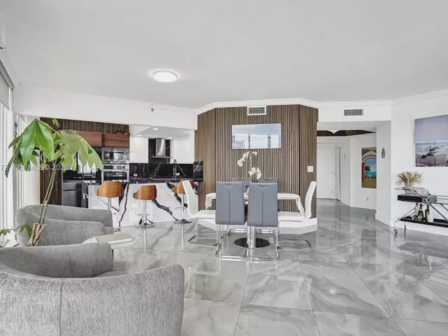 Продажа квартиры #1106 - фото 7489676