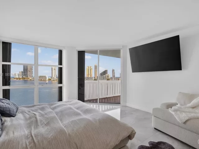 Продажа квартиры #1106 - фото 7489683