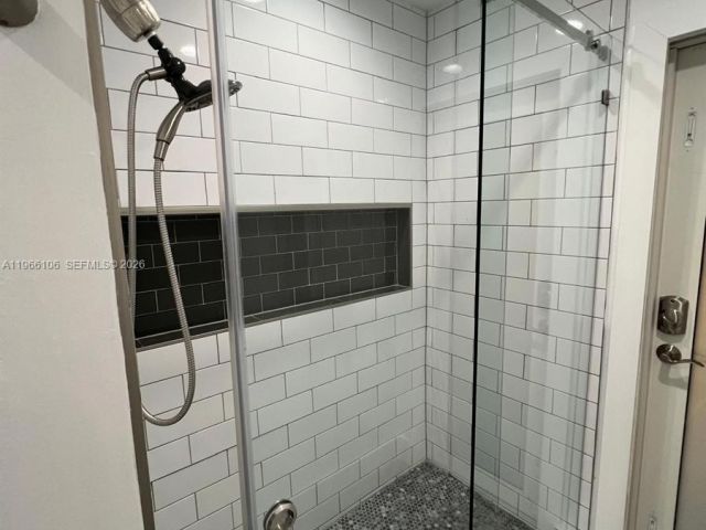 Дом в аренду по адресу 11320 SW 245th St - фото 7492978