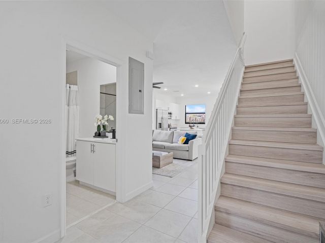 Продажа дома по адресу 9941 SW 231st Ln 9941 - фото 7436850